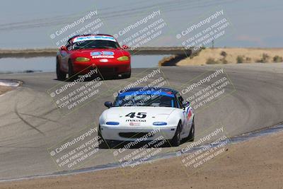 media/Jun-05-2022-CalClub SCCA (Sun) [[19e9bfb4bf]]/Group 1/Race/